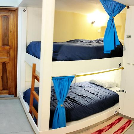 Minka Hostel Quito Eksteriør billede