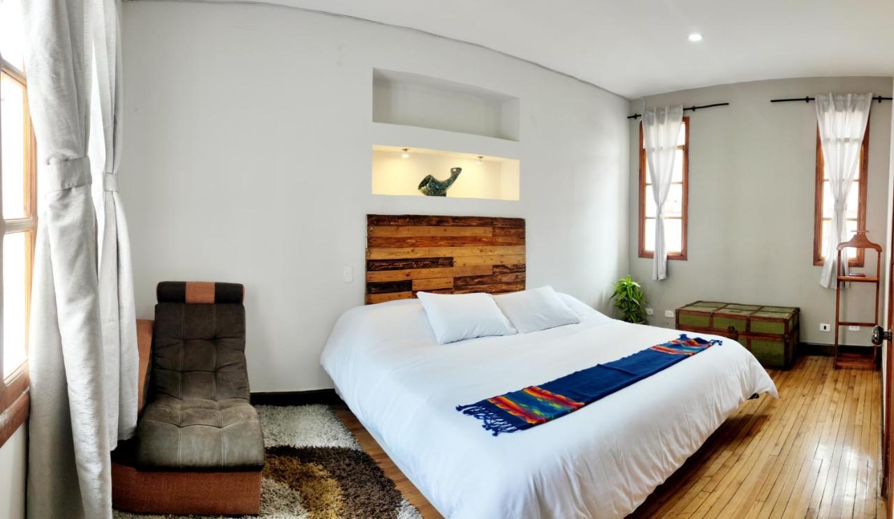 Minka Hostel Quito Eksteriør billede