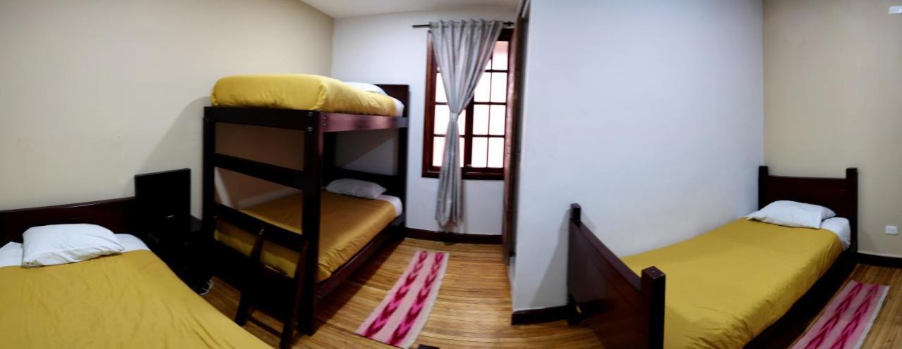 Minka Hostel Quito Eksteriør billede