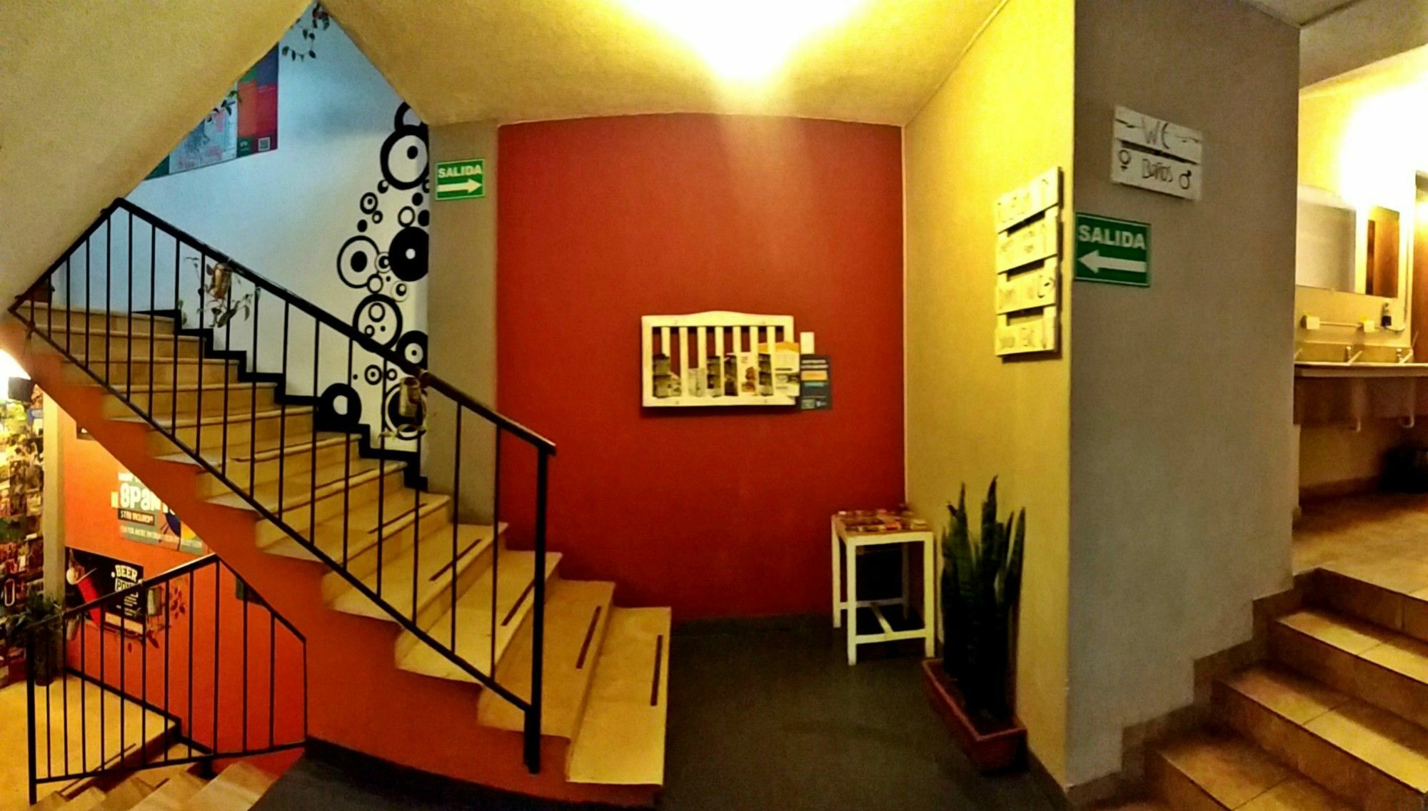 Minka Hostel Quito Eksteriør billede